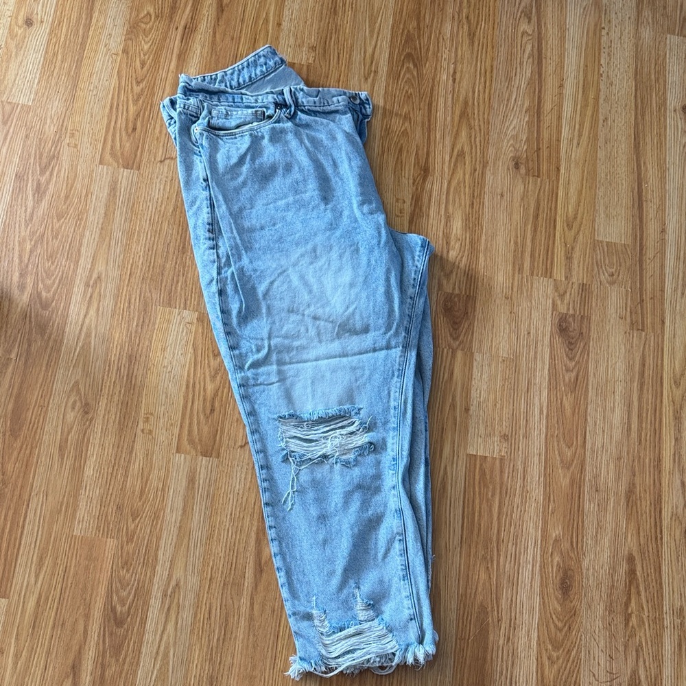 Good American Light Blue Distressed Boyfriend Jeans